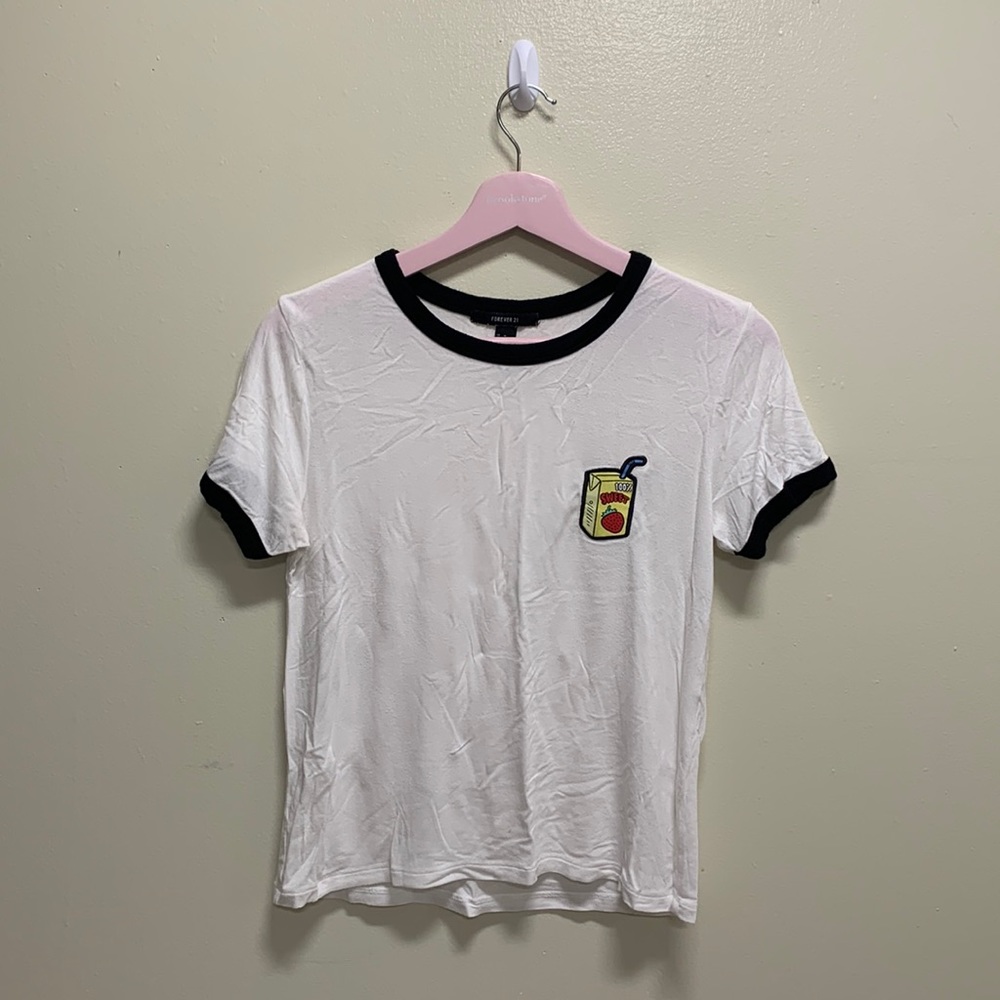 Cute forever 21 barely worn tee white and light material size M